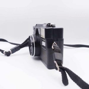 ケース/ストラップ付き Minolta Hi-Matic AF-D Minolta Hi-Matic AF-D【完動品】 – Ein Camera